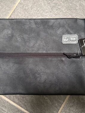 Urban Junk Black Men's Travel Dopp Kit